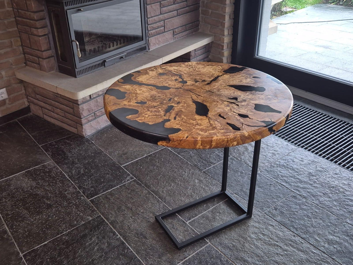 Beistelltisch "Flying Slice"