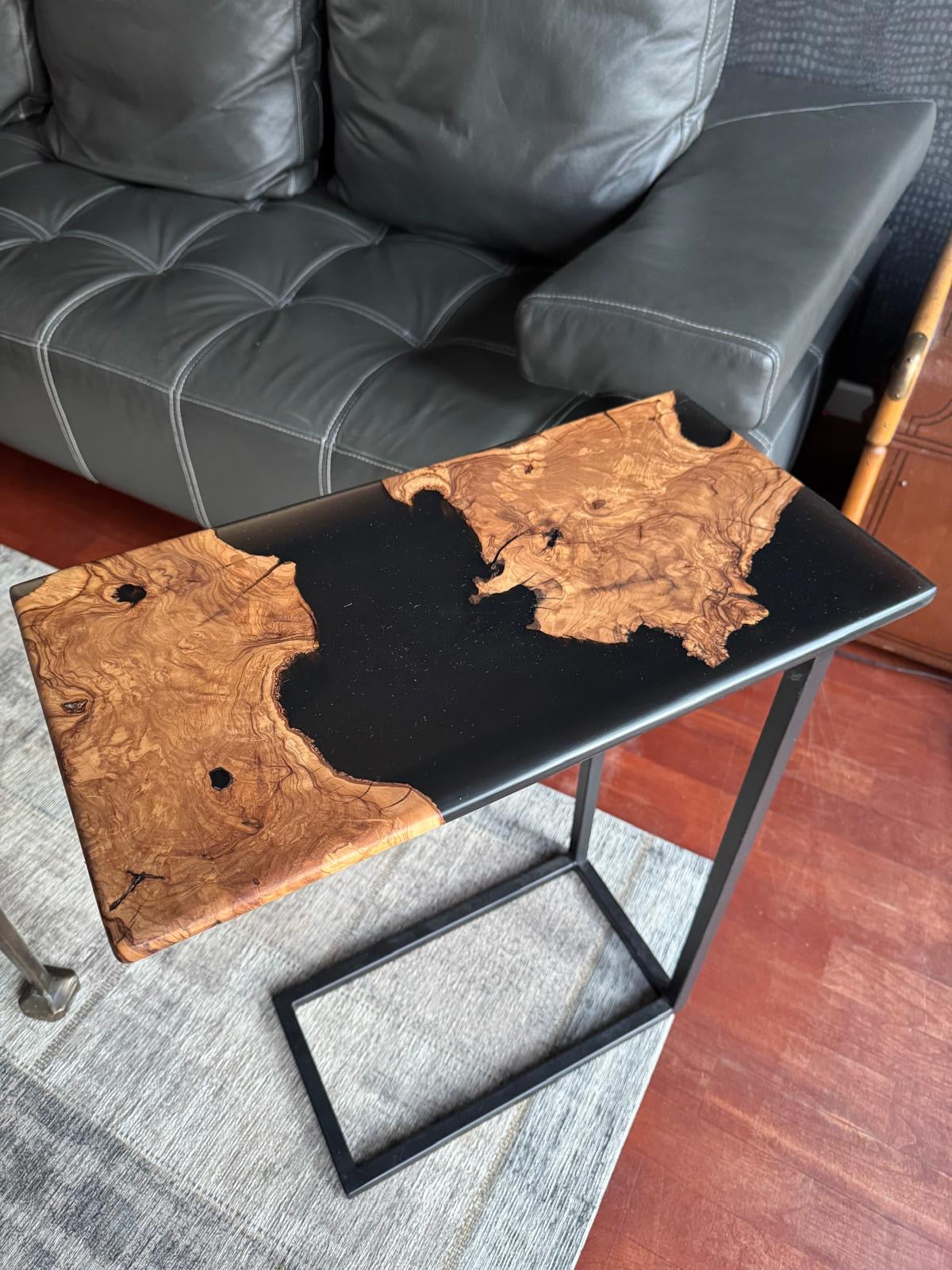 Beistelltisch "Flying Plate"